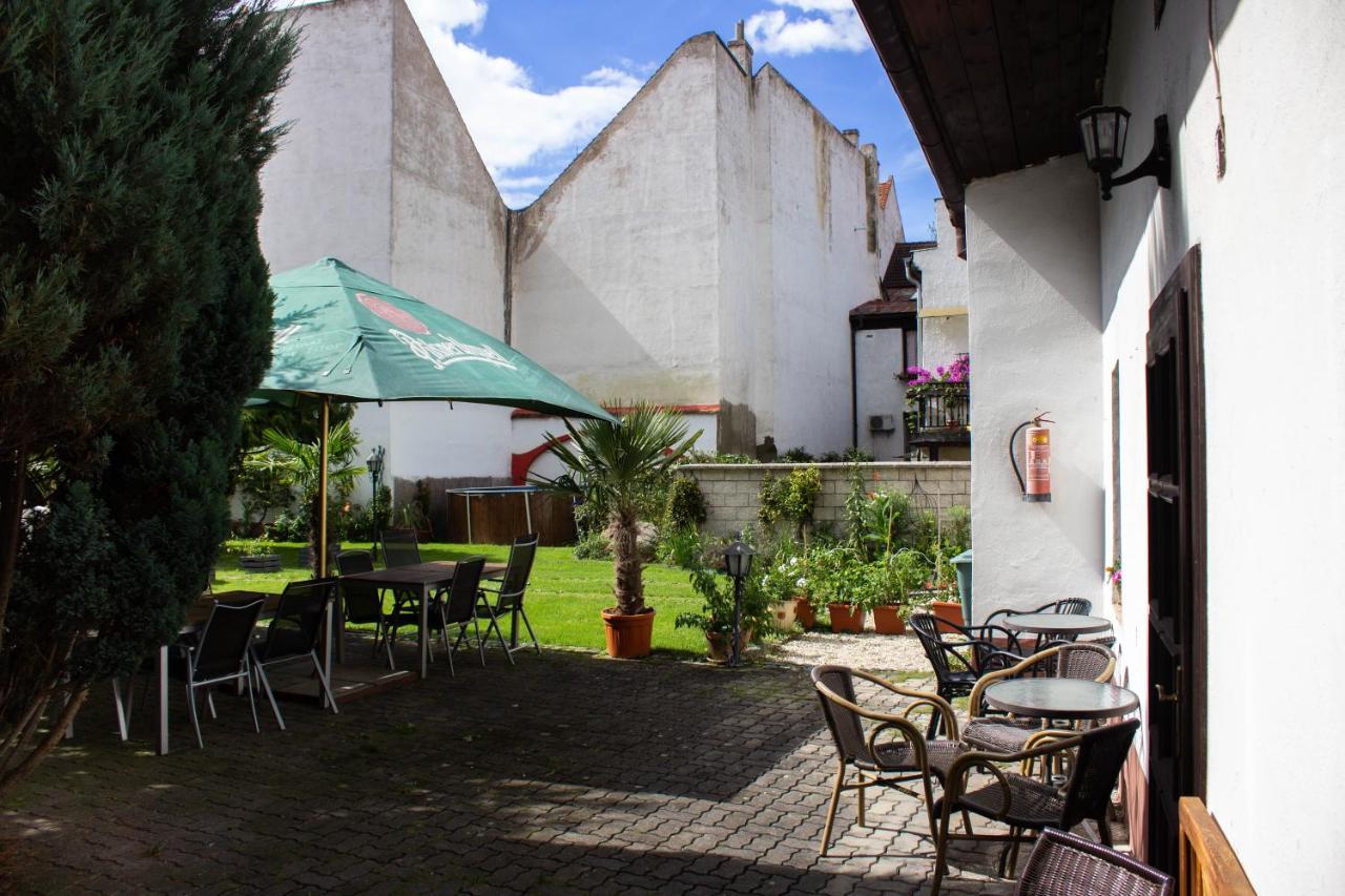 Hotel Rychta Netolice Luaran gambar